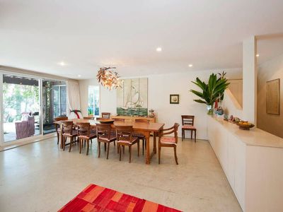 24 Kings Point Drive, Kings Point