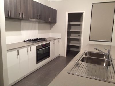16 Andromeda Loop, Landsdale