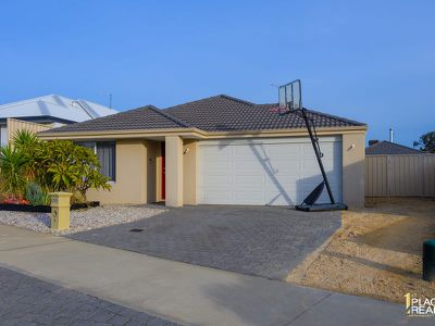6 Kendale Way, Meadow Springs