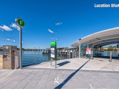 1 / 5 Bank Street, Meadowbank