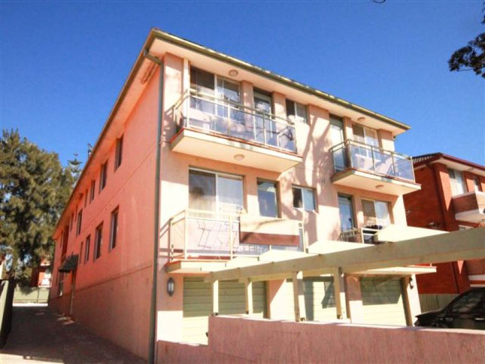 2 / 60 Macdonald Street, Lakemba