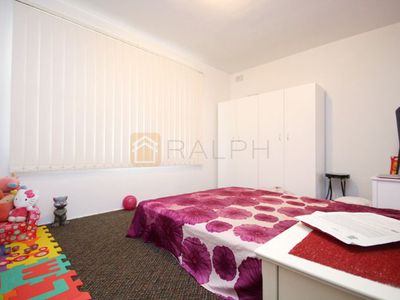 2 / 32 Hampden Road, Lakemba