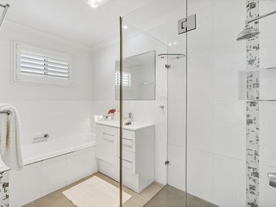 4 Bonito Close, Taranganba