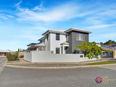 11 The Grandstand, Harrisdale