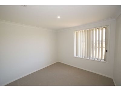 20 Hindmarsh Esplanade, Dubbo