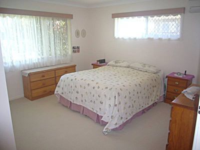 15 Valeena Street, Rochedale South