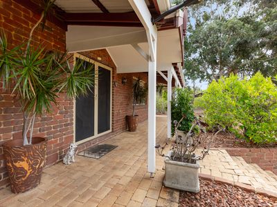 14 Brockwell Place, Oakford