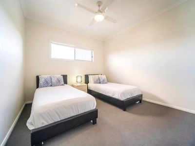 11 Moorinya Circuit, Pimpama