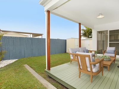 2 Lanai Close, Parrearra