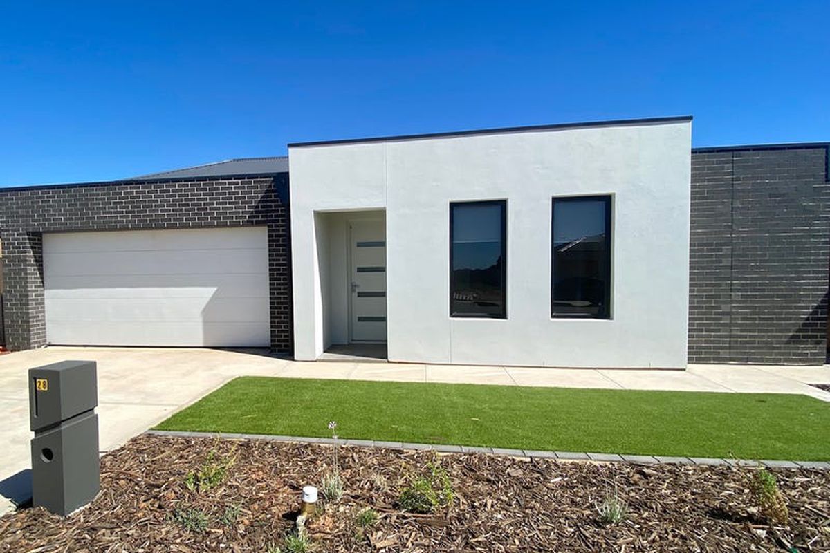 28 Luis Drive, Angle Vale