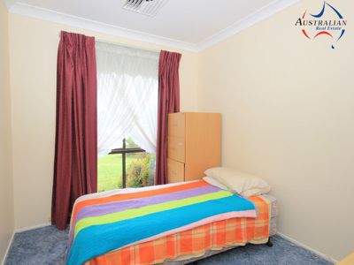 72 Alpine Circuit, St Clair