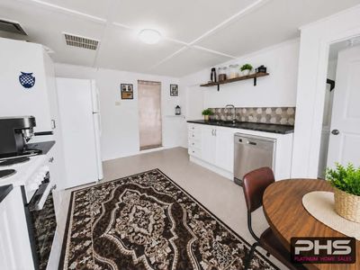 1 Alexandra Avenue, Kerang