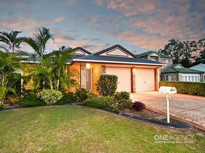 20 Glasshouse Cr, Forest Lake