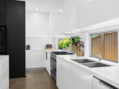 18 Campaspe Circuit, Albion Park