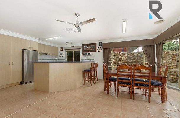 30 Bowral Loop, Craigieburn