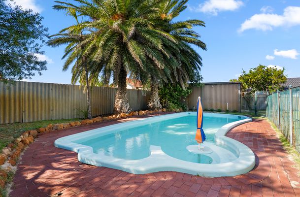 6 Ocean Place, Waikiki