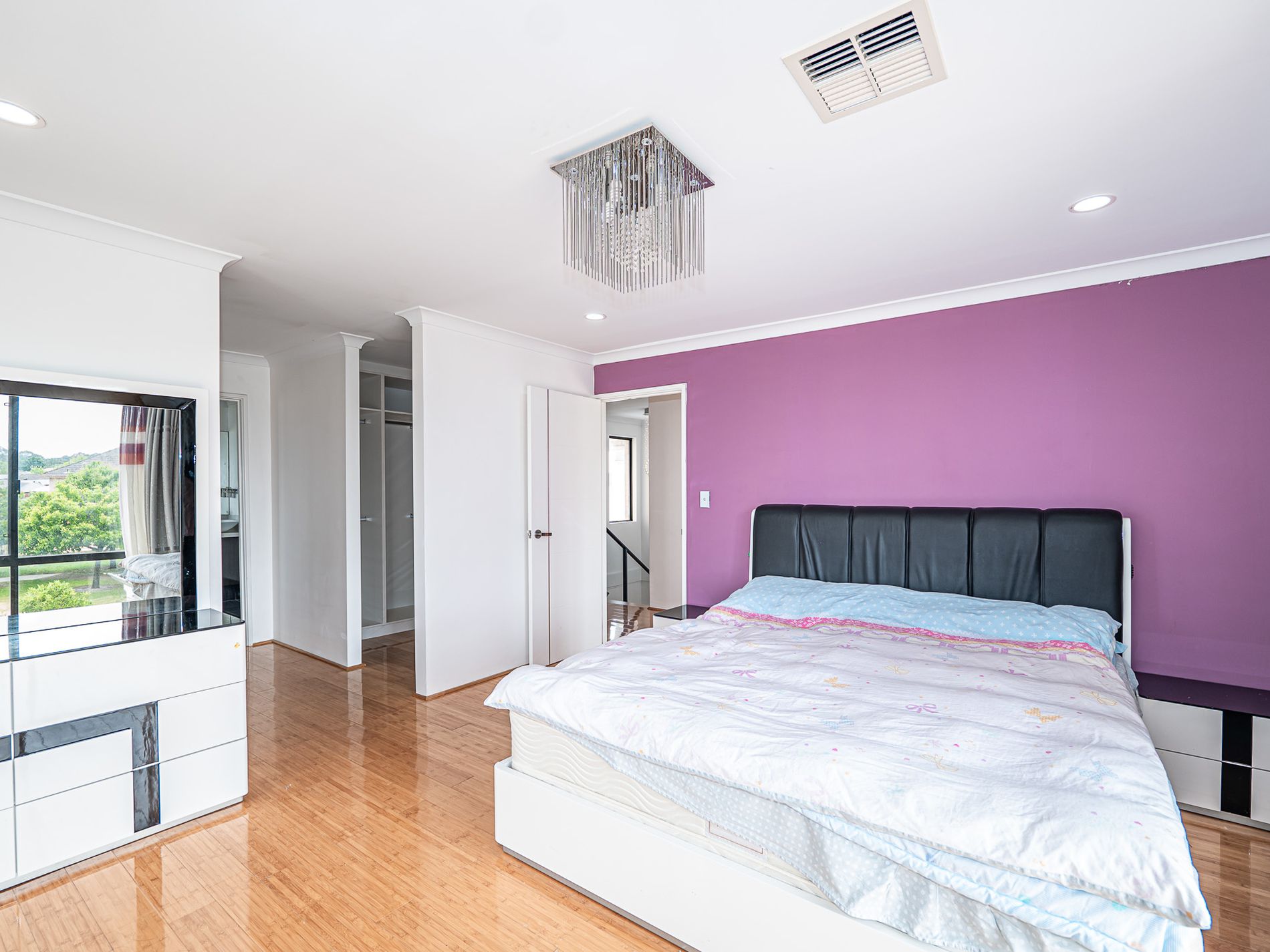 2 Jesmond Lane, Success