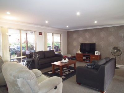 11 Greendale Place, Banora Point