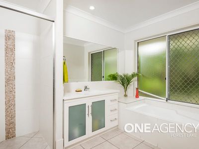 10 Gracemere Place, Forest Lake