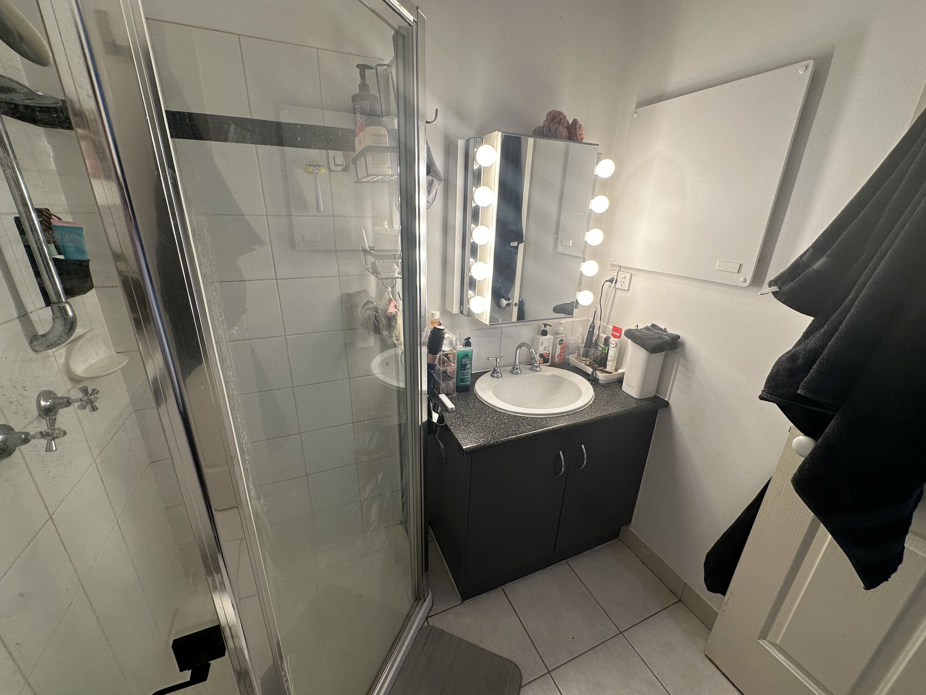 2 / 9 Halladale Avenue, Wyndham Vale