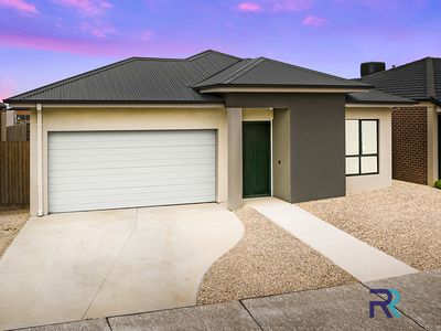 71 James Melrose Drive, Brookfield