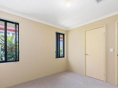 7 Bramley Way, Bibra Lake