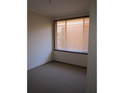 3 / 5 Robertson St, Shellharbour