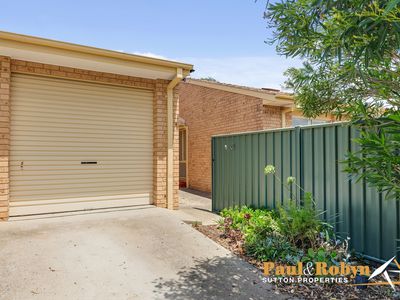 10 / 11 Derrington Crescent, Bonython