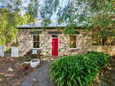 198 Princes Highway, Port Fairy