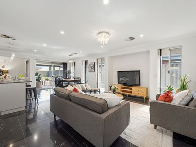 19 Wimbledon Drive, Piara Waters