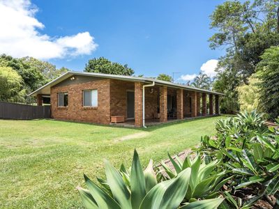 12 CARBEEN DRIVE, Taranganba