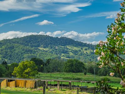 40 McGinn Road, Gheerulla