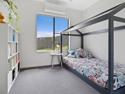 10 Frogmouth Street, Upper Coomera