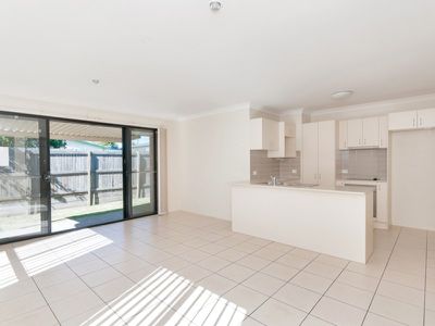 44 Pencarrow Crescent, Raceview