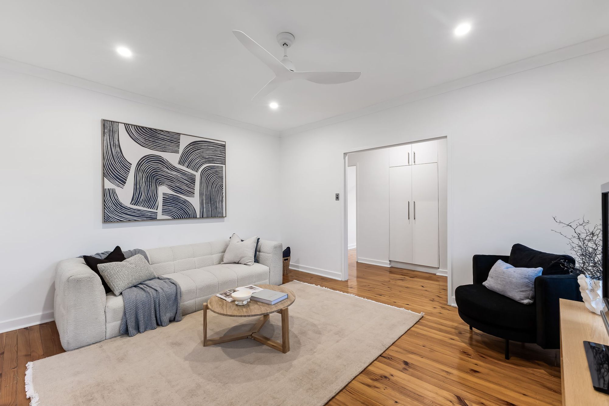 4 Woodland Road, Mitchell Park