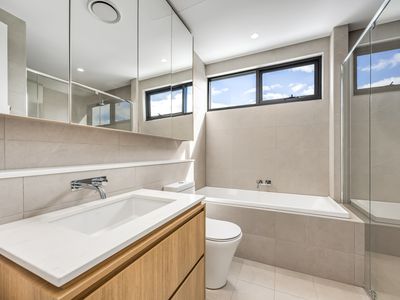 31 Lomandra Avenue, Glenside