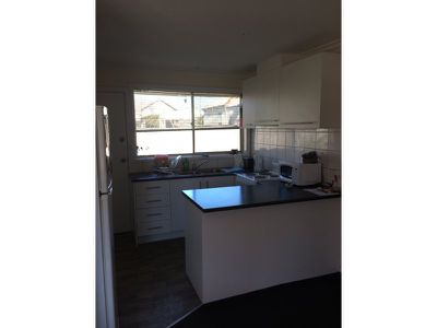 4 / 19 Candover Street, Geelong West