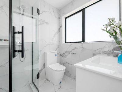 15 Drumaness Road, Flat Bush