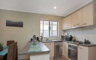 66 Tipperary Circuit, Pakenham