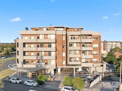 402 / 357-359 Great Western Highway, South Wentworthville