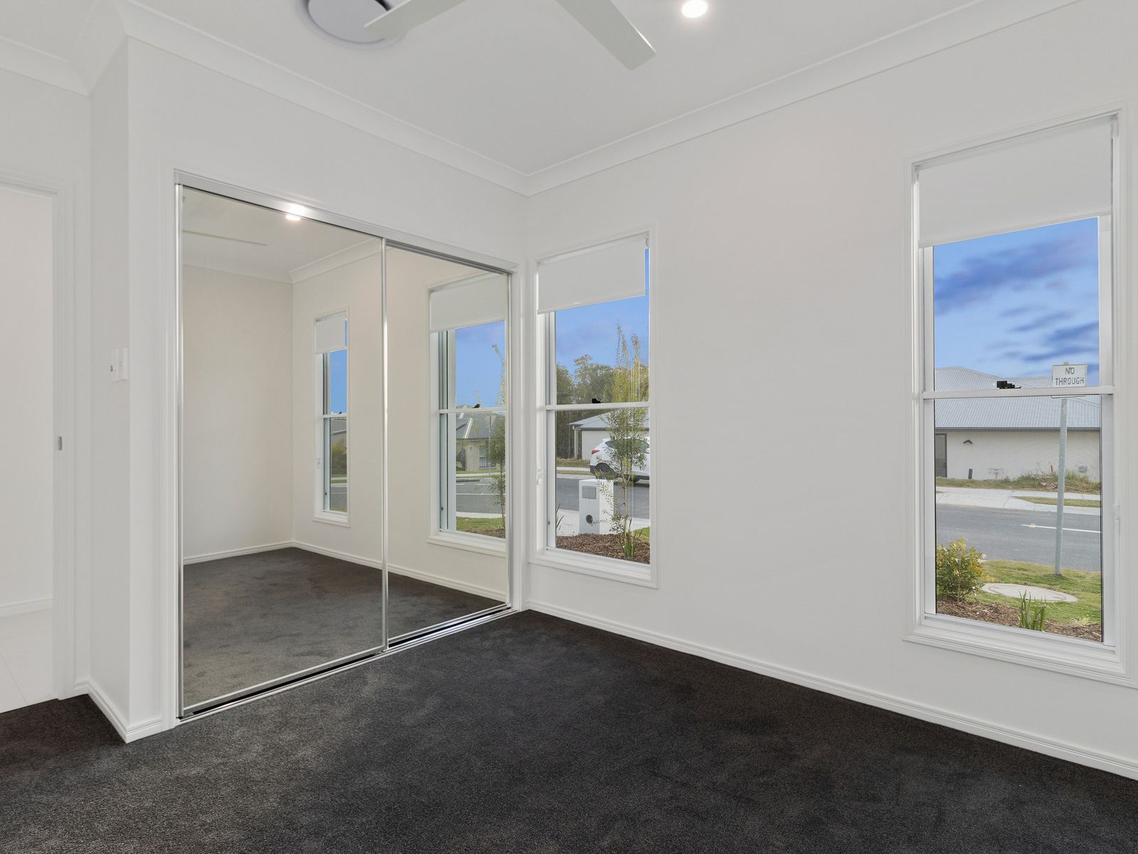 Large Block $840k Luxury Pkg