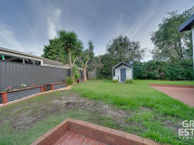 30 Broome Crescent, Cranbourne North