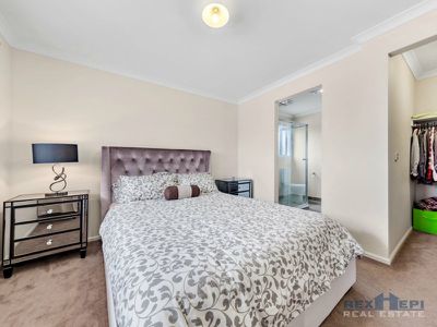40 Pyrenees Road, Clyde