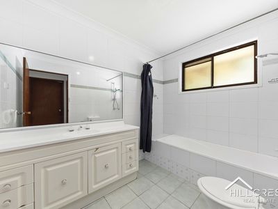 9 Lisa Crescent, Castle Hill