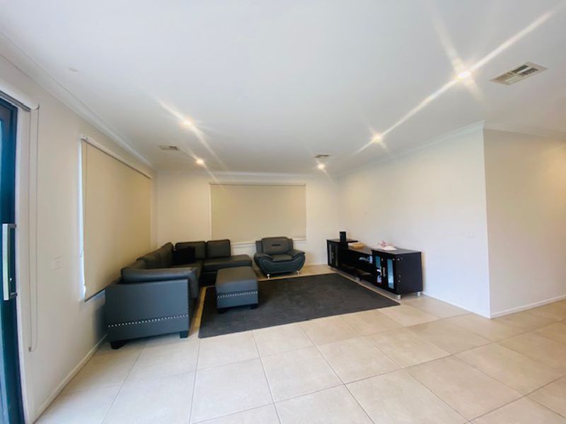 22 Fielding Drive, Truganina