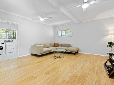 5 Kaniva Street, Rochedale South