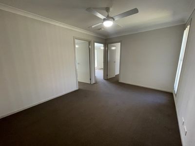 13 Volta Avenue, Dubbo