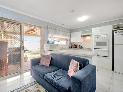 4 Kite Close, Green Valley