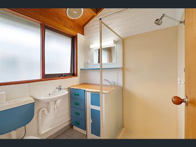 8 / 19 Lake Avenue, Ocean Grove
