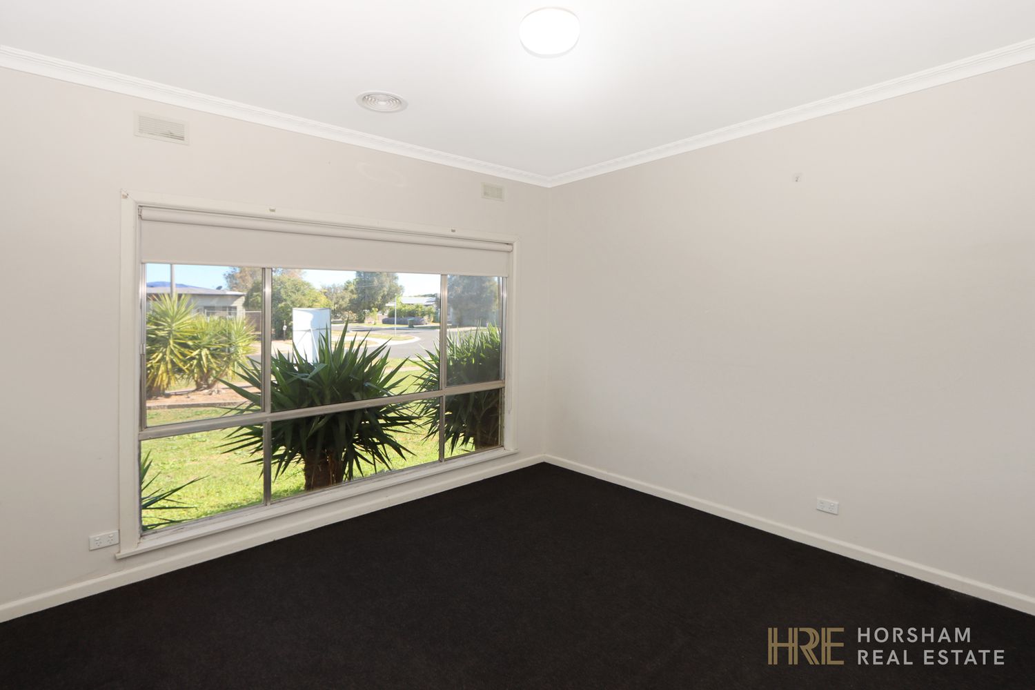 17 Howard Street, Horsham